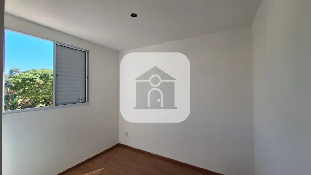 Alugar Apartamento / Padr&atilde;o em Uberl&acirc;ndia R$ 1.200,00 - Foto 3