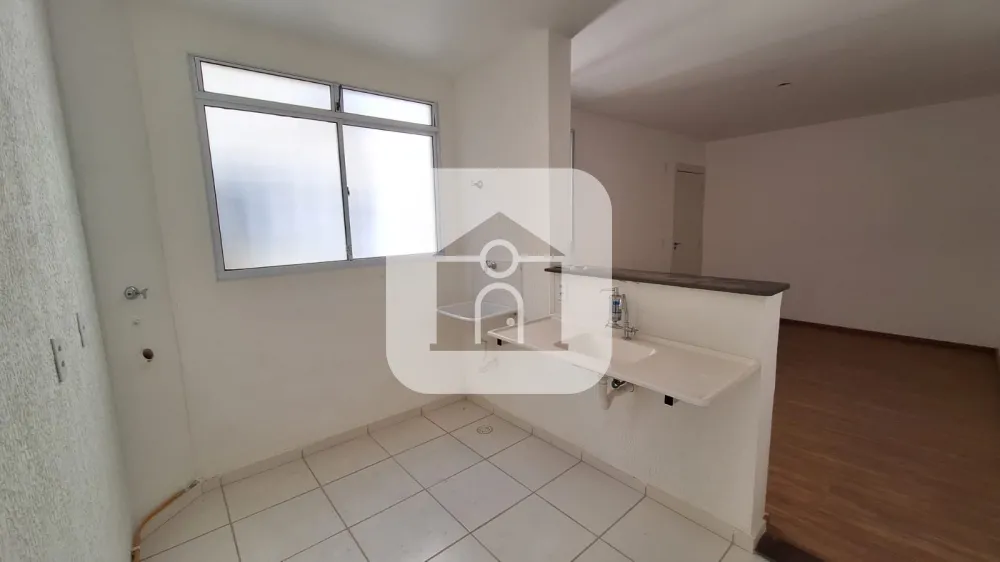 Alugar Apartamento / Padr&atilde;o em Uberl&acirc;ndia R$ 1.200,00 - Foto 5