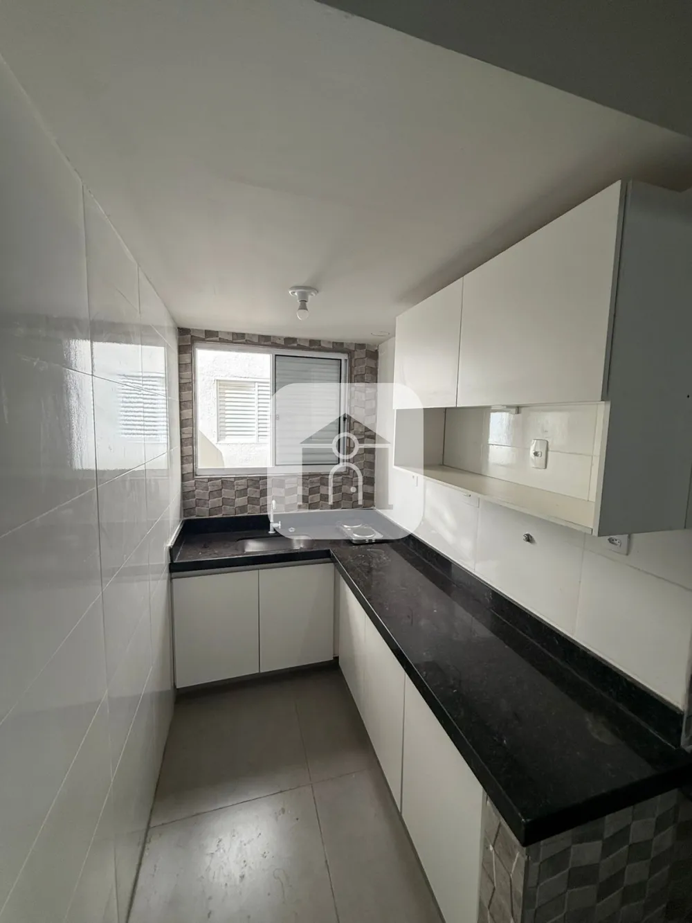 Comprar Apartamento / Quitinete em Araguari - Foto 1