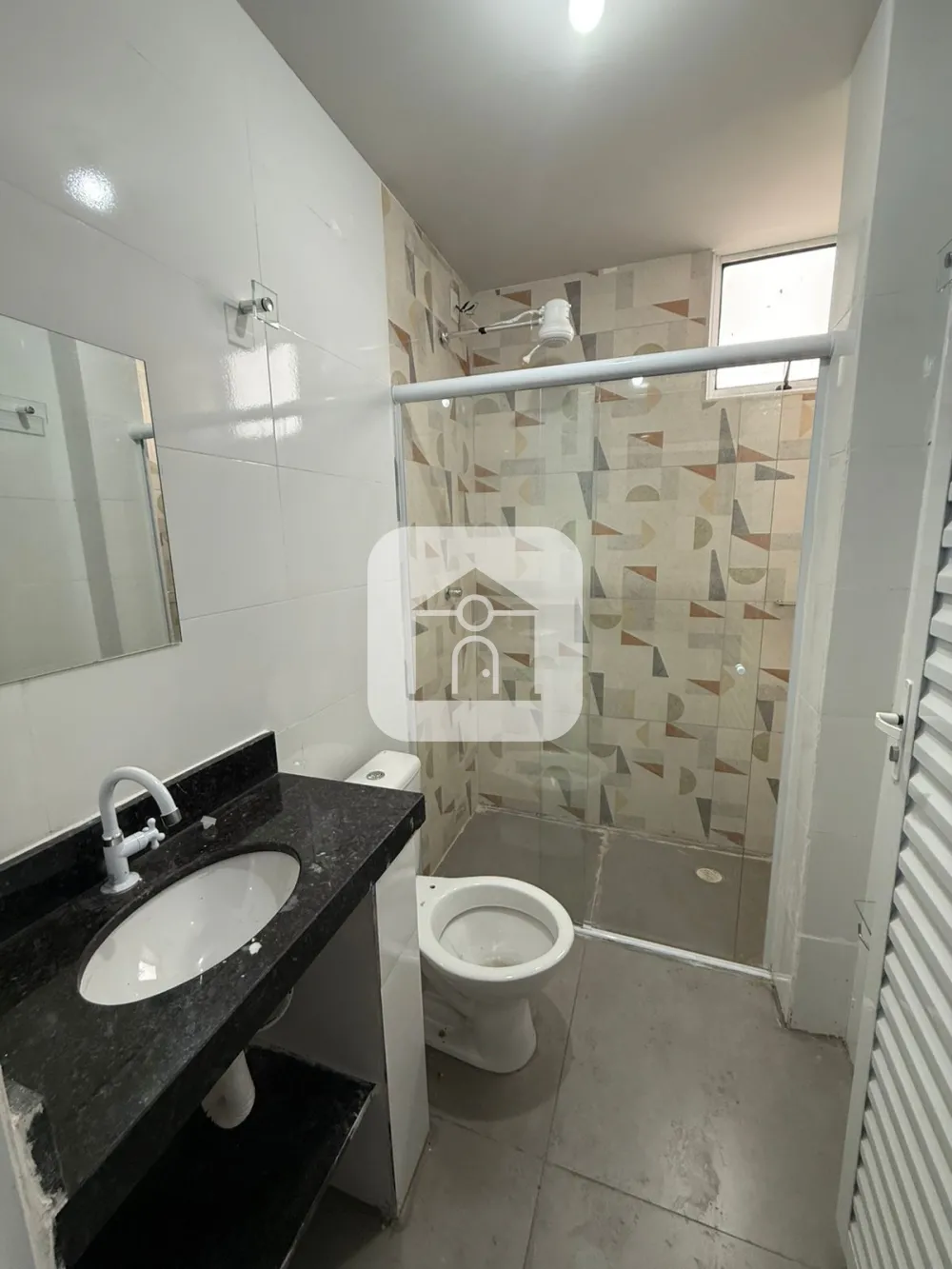 Comprar Apartamento / Quitinete em Araguari - Foto 4