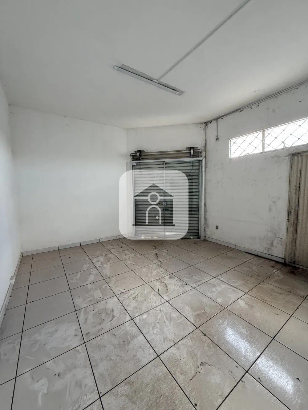 Alugar Comercial / Loja em Uberl&acirc;ndia R$ 3.500,00 - Foto 1