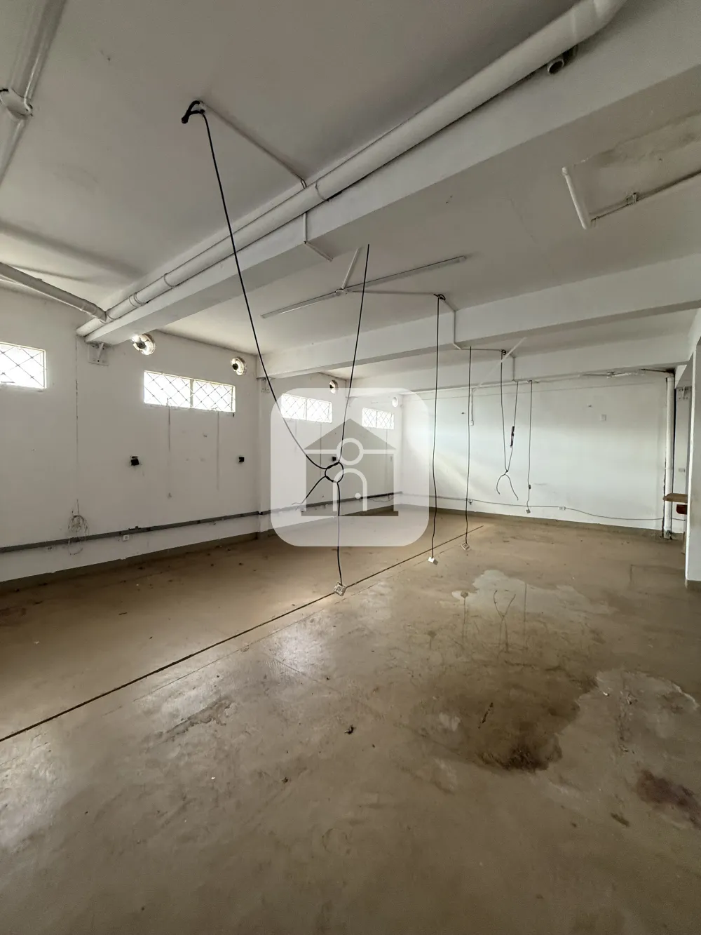 Alugar Comercial / Loja em Uberl&acirc;ndia R$ 3.500,00 - Foto 3