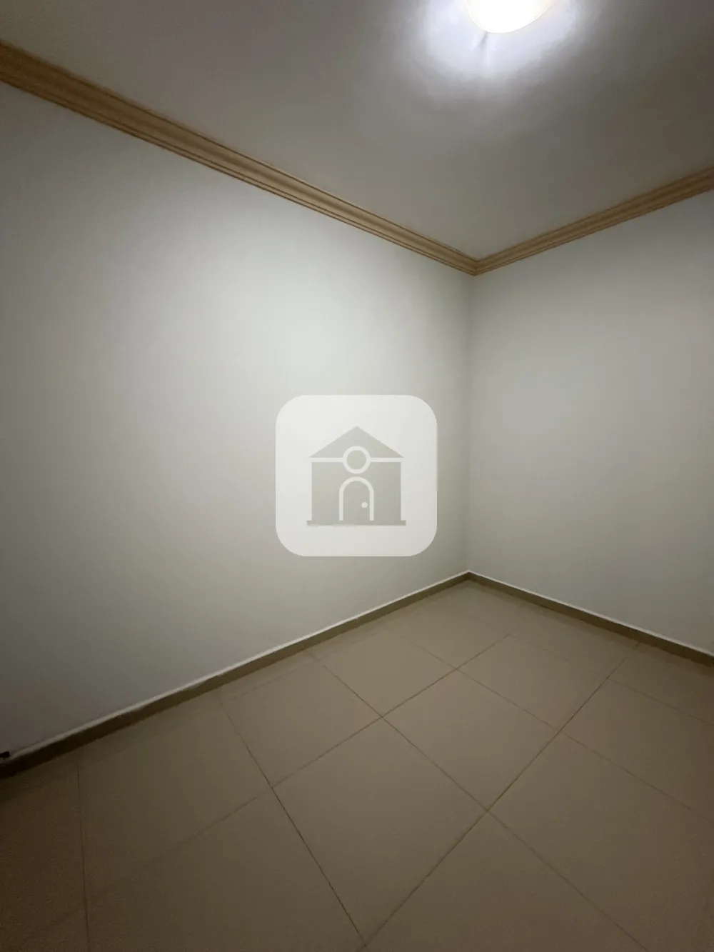 Alugar Casa / Padr&atilde;o em Uberl&acirc;ndia R$ 1.600,00 - Foto 5