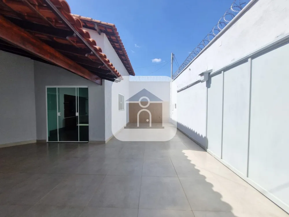 Comprar Casa / Padr&atilde;o em Uberl&acirc;ndia R$ 530.000,00 - Foto 2
