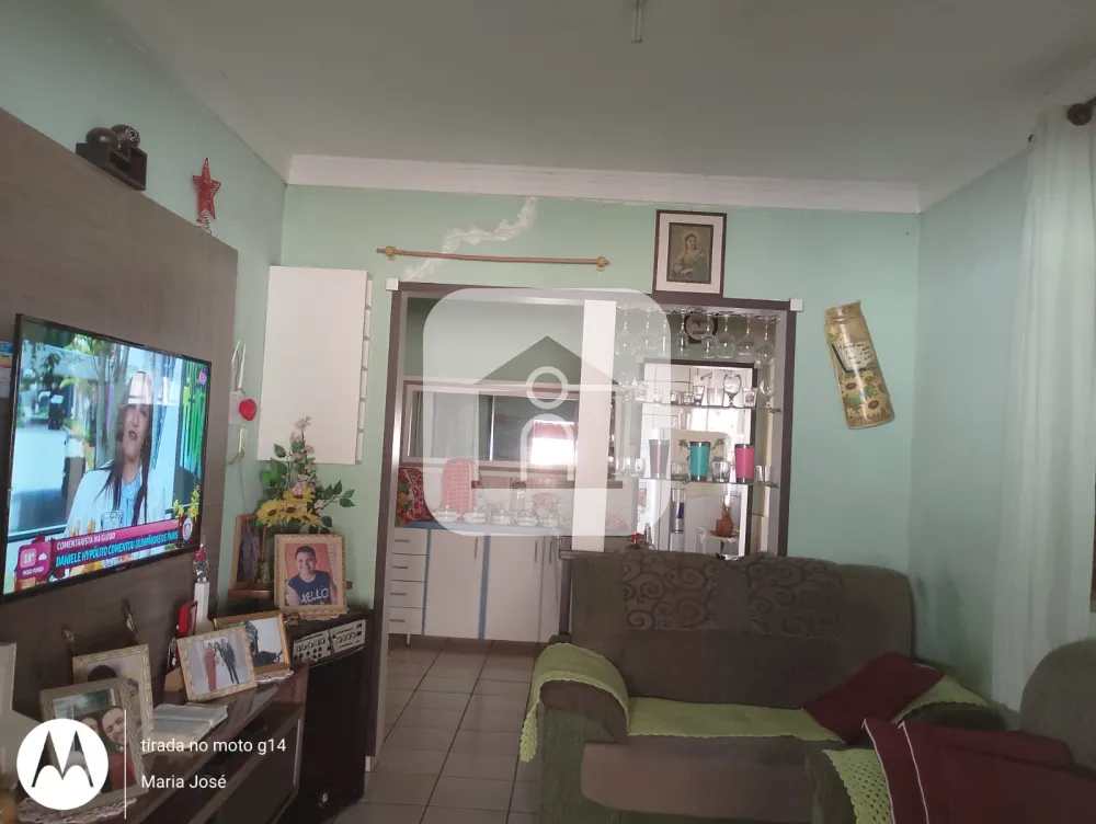 Comprar Casa / Padr&atilde;o em Uberl&acirc;ndia R$ 390.000,00 - Foto 2