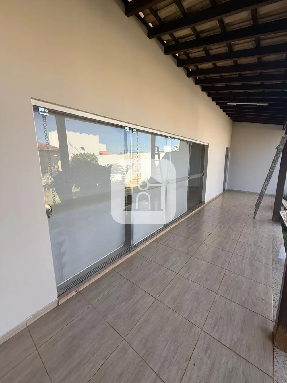 Alugar Casa / Padr&atilde;o em Araguari R$ 2.450,00 - Foto 5