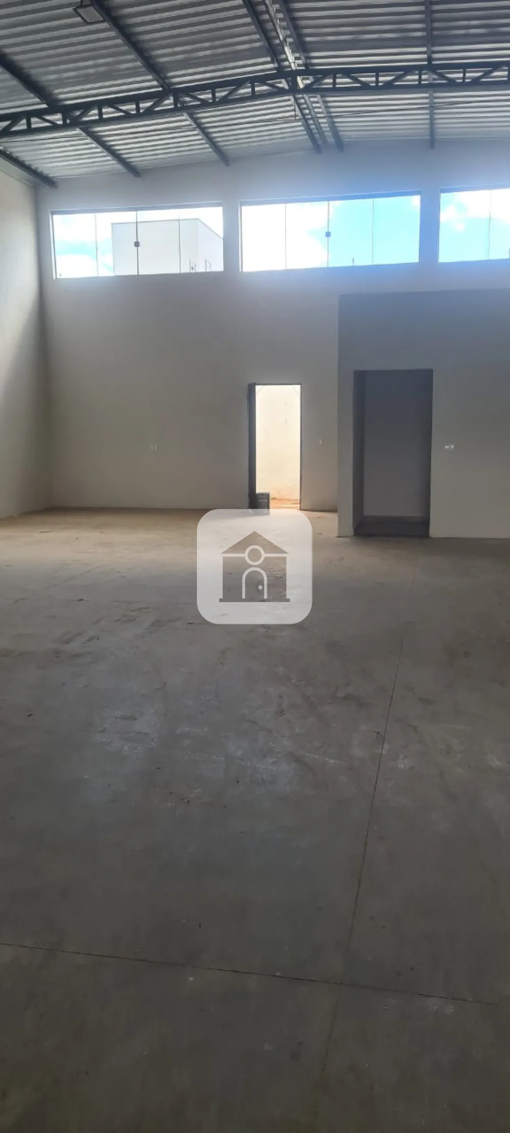 Alugar Comercial / Galp&atilde;o em Uberl&acirc;ndia R$ 11.000,00 - Foto 3