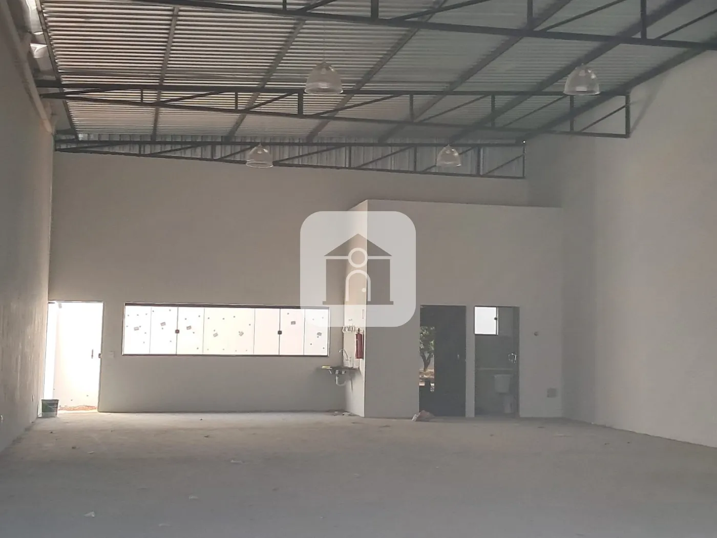 Alugar Comercial / Loja em Uberl&acirc;ndia R$ 4.500,00 - Foto 3
