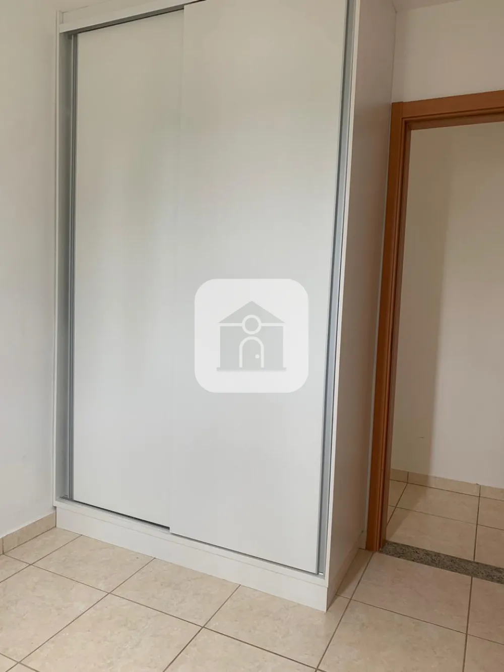 Comprar Apartamento / Padr&atilde;o em Uberl&acirc;ndia R$ 229.000,00 - Foto 5