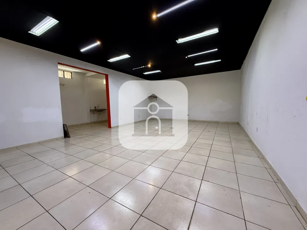 Alugar Comercial / C&ocirc;modo em Uberl&acirc;ndia R$ 4.000,00 - Foto 1