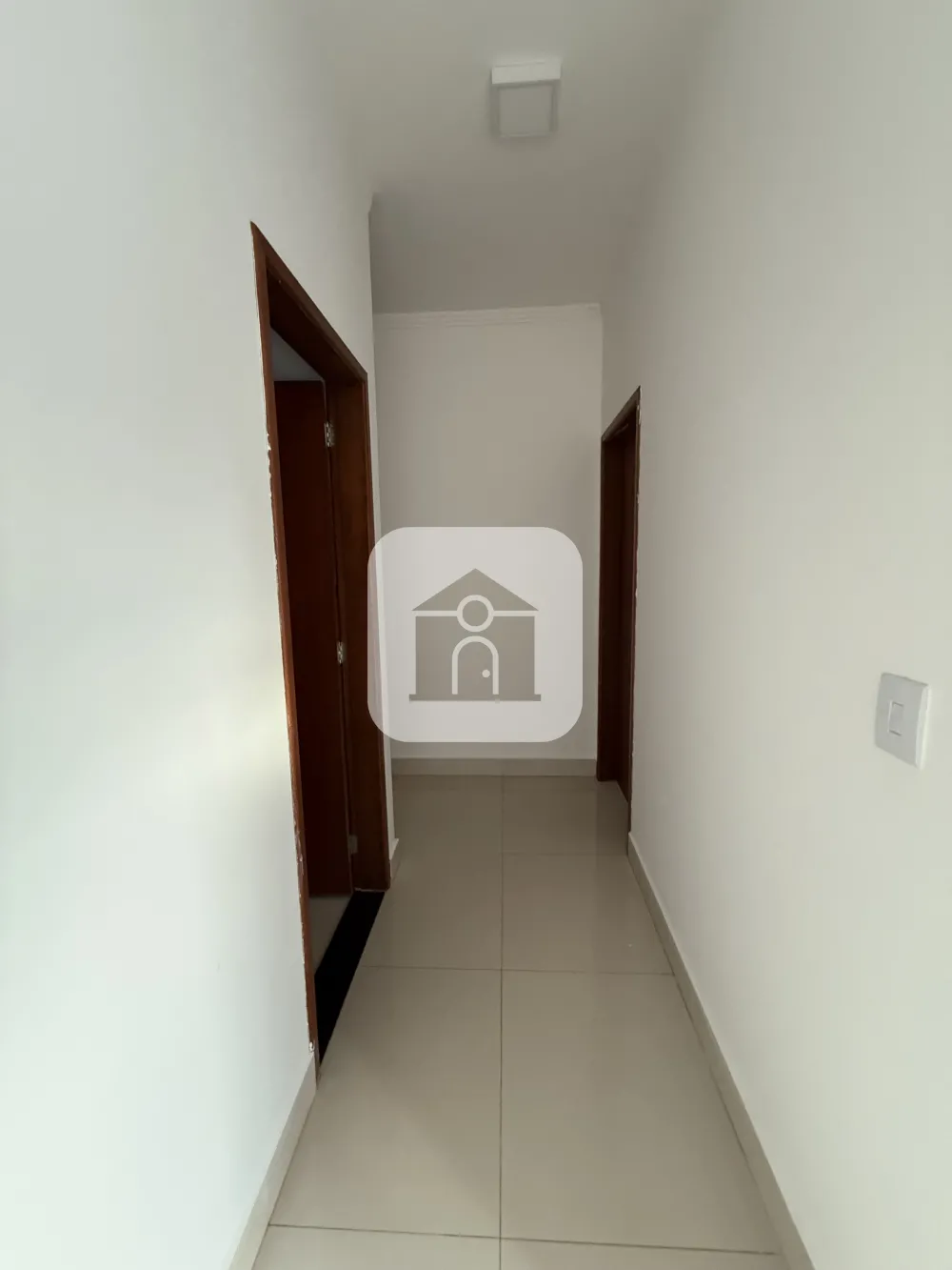 Alugar Casa / Padr&atilde;o em Uberl&acirc;ndia R$ 1.800,00 - Foto 6