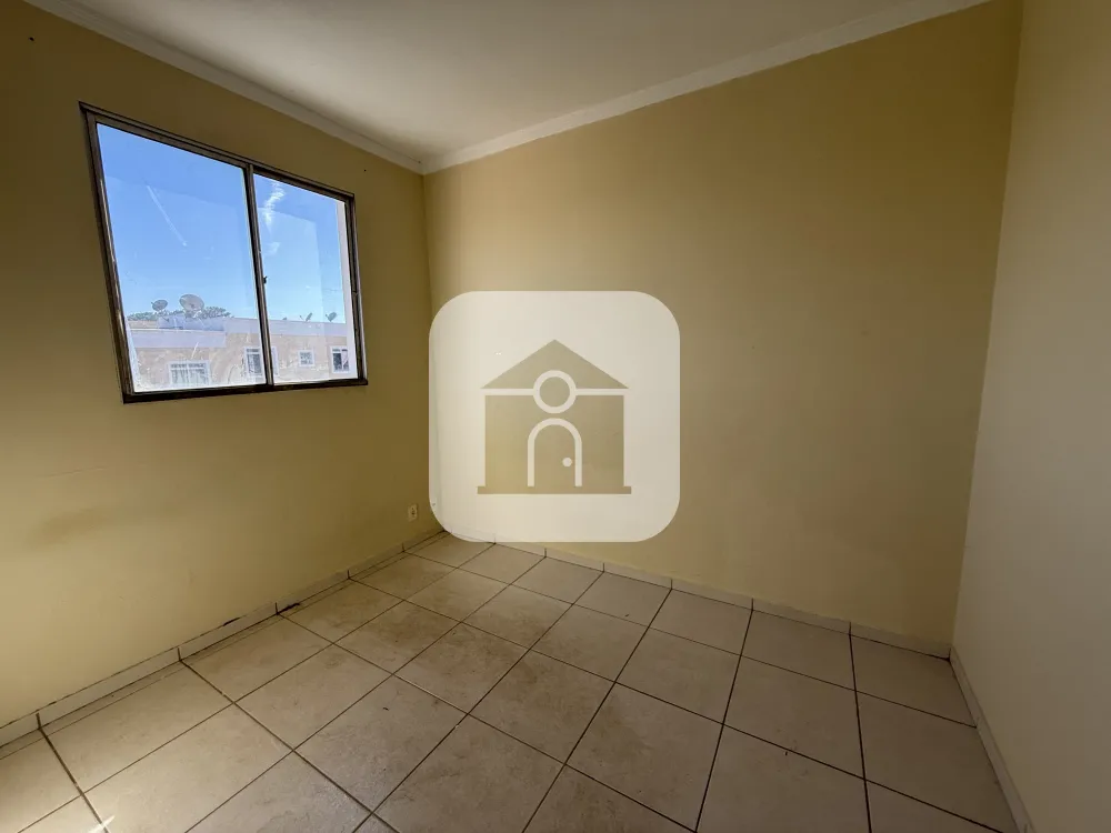 Alugar Apartamento / Padr&atilde;o em Uberl&acirc;ndia R$ 1.000,00 - Foto 4