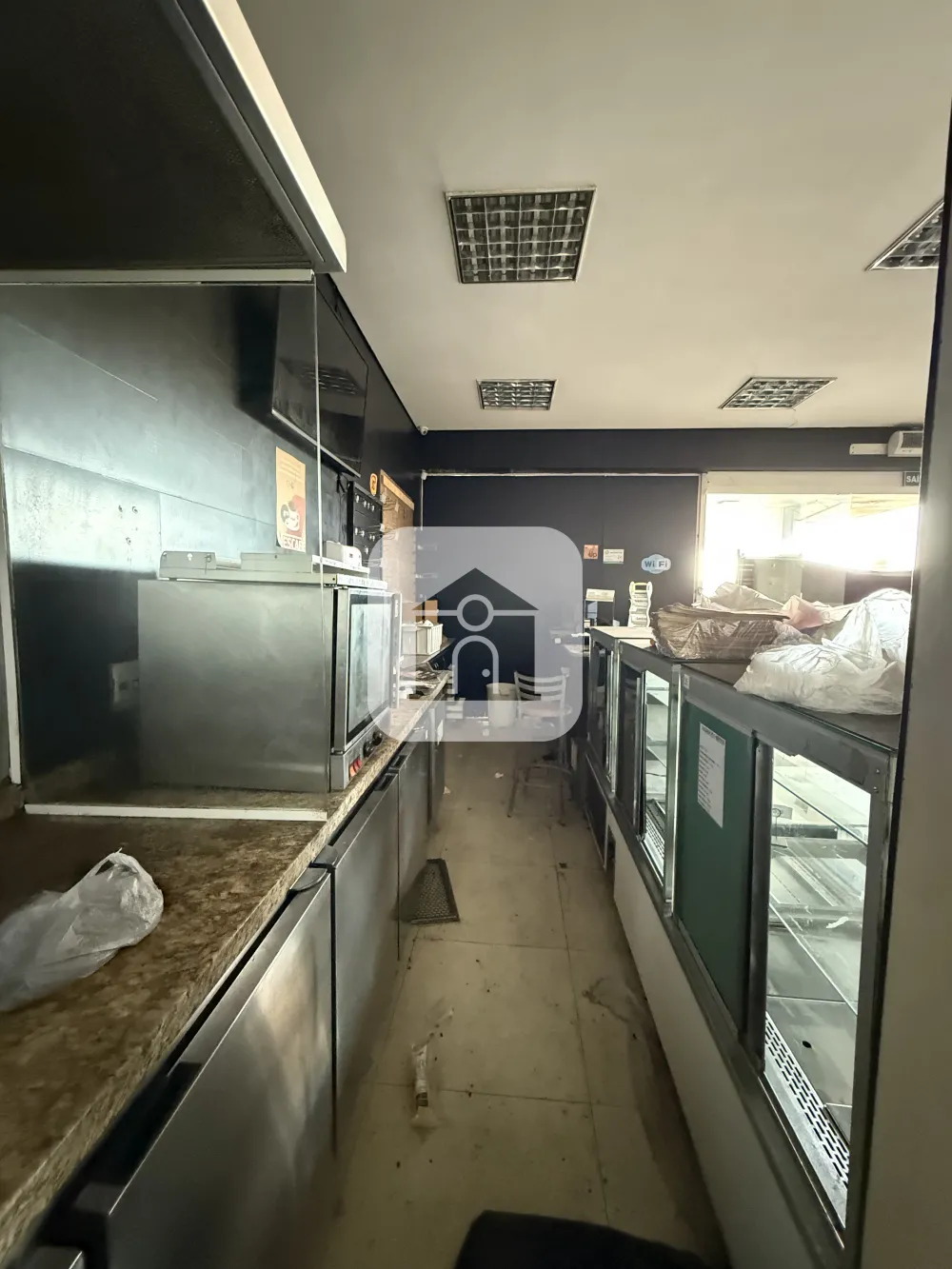 Alugar Comercial / Loja em Uberl&acirc;ndia R$ 10.000,00 - Foto 1