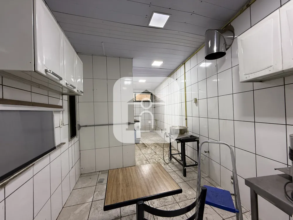 Alugar Comercial / Loja em Uberl&acirc;ndia R$ 10.000,00 - Foto 12