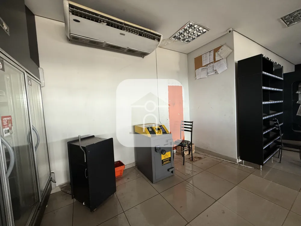 Alugar Comercial / Loja em Uberl&acirc;ndia R$ 10.000,00 - Foto 14
