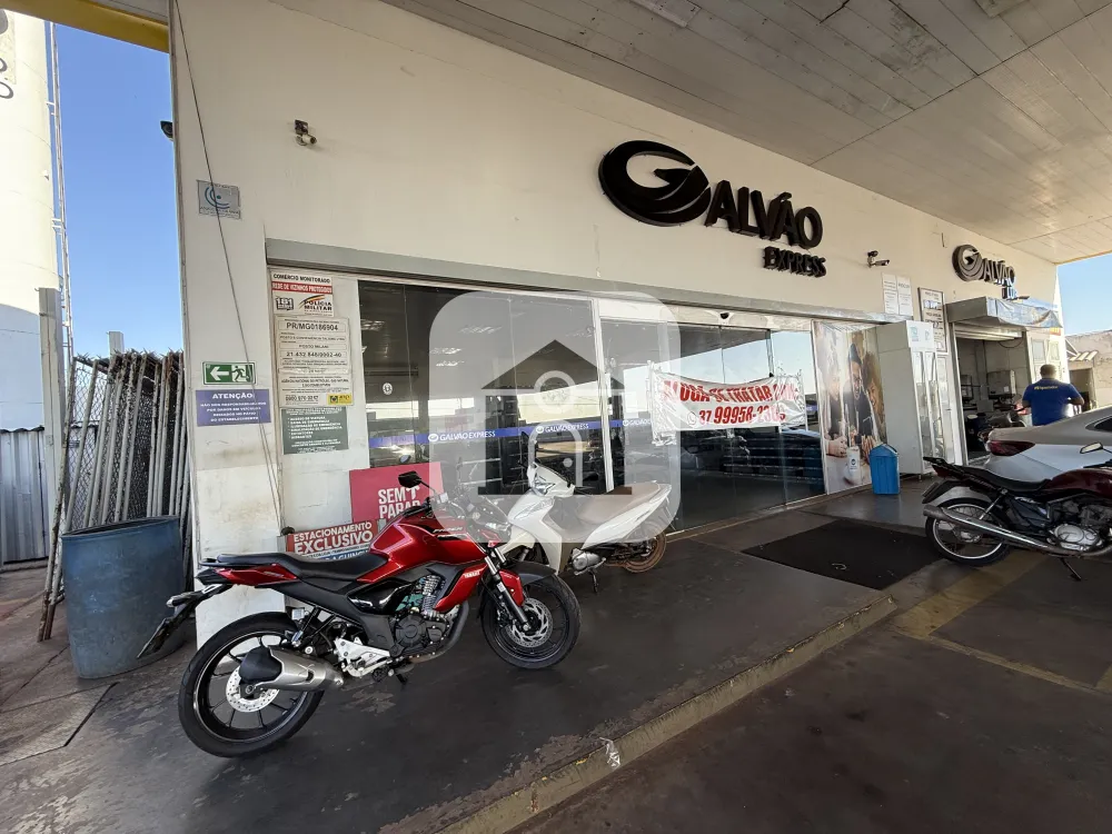 Alugar Comercial / Loja em Uberl&acirc;ndia R$ 10.000,00 - Foto 15