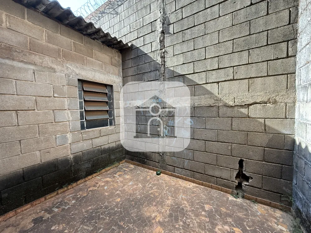 Alugar Comercial / Barrac&atilde;o em Uberl&acirc;ndia R$ 15.000,00 - Foto 15