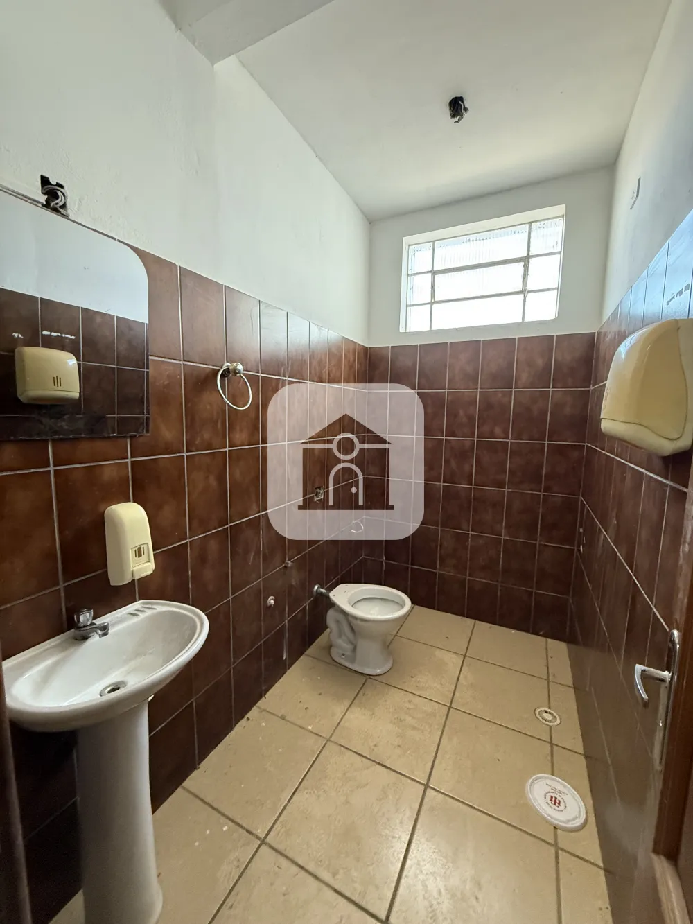 Alugar Comercial / Barrac&atilde;o em Uberl&acirc;ndia R$ 10.000,00 - Foto 3