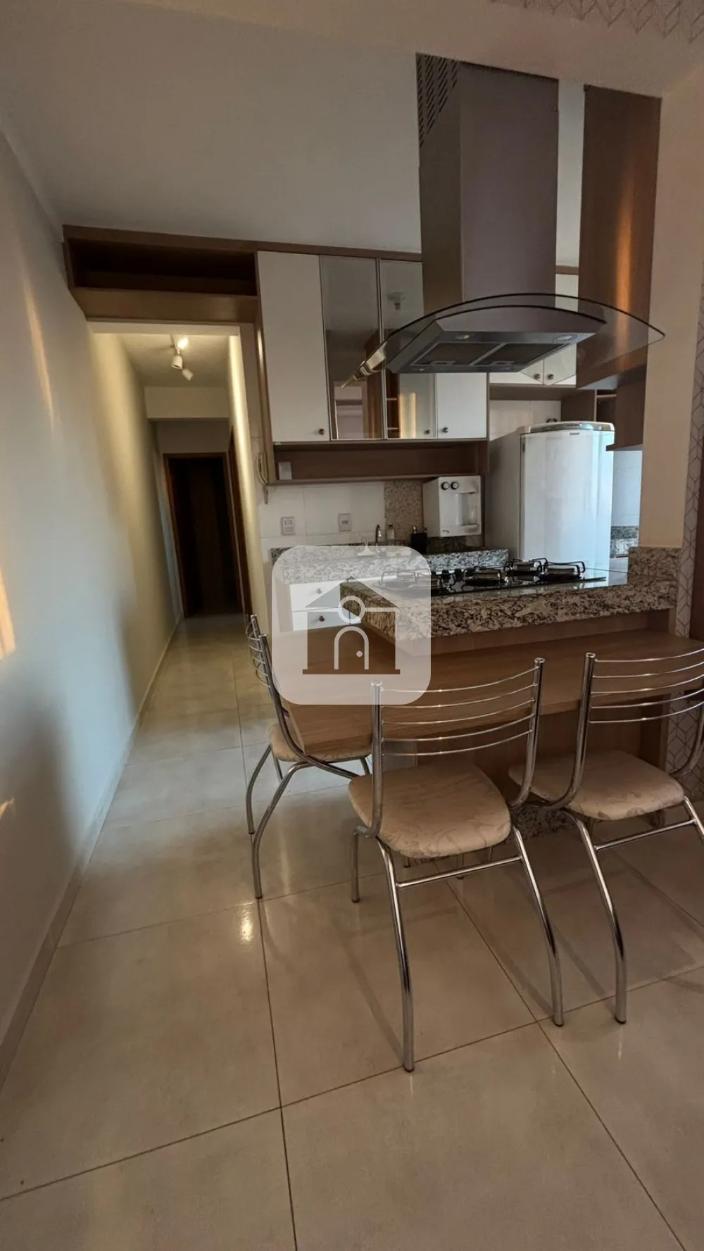 Alugar Apartamento / Padr&atilde;o em Uberl&acirc;ndia R$ 2.100,00 - Foto 4