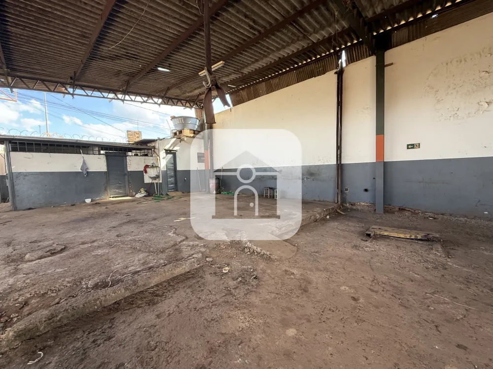 Alugar Comercial / Galp&atilde;o em Uberl&acirc;ndia R$ 8.000,00 - Foto 7