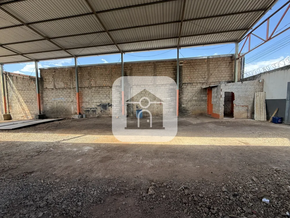 Alugar Comercial / Galp&atilde;o em Uberl&acirc;ndia R$ 8.000,00 - Foto 12