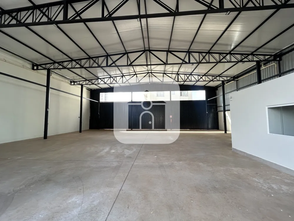 Alugar Comercial / Barrac&atilde;o em Uberl&acirc;ndia R$ 10.000,00 - Foto 1