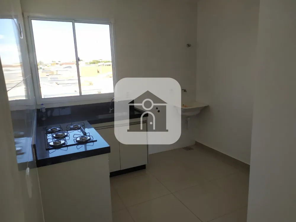 Alugar Apartamento / Padr&atilde;o em Uberl&acirc;ndia R$ 1.600,00 - Foto 6