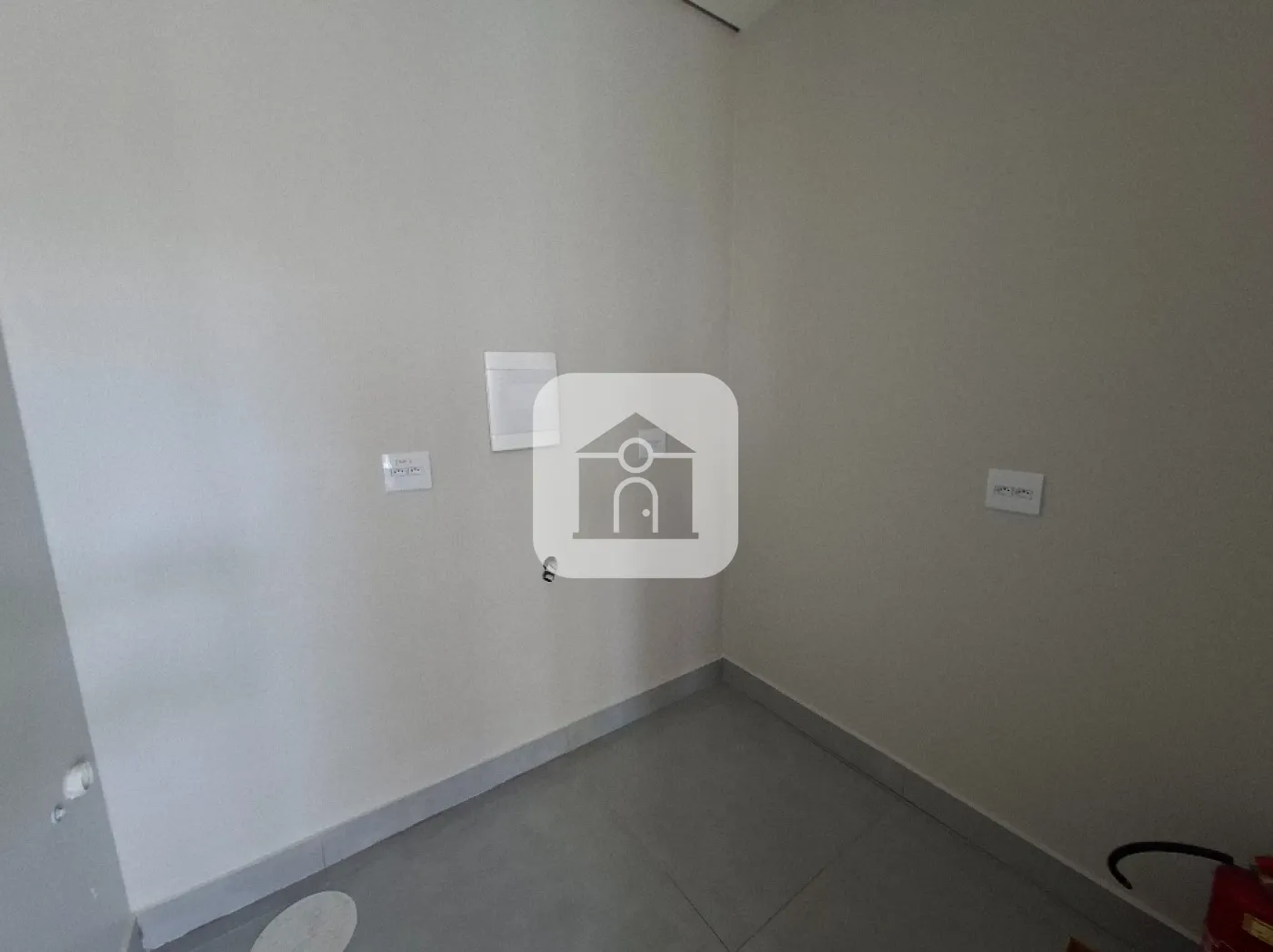 Alugar Comercial / Loja Condom&iacute;nio em Uberl&acirc;ndia R$ 3.892,00 - Foto 9