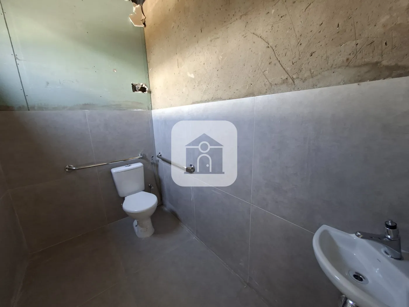 Alugar Comercial / Loja Condom&iacute;nio em Uberl&acirc;ndia R$ 3.522,60 - Foto 14