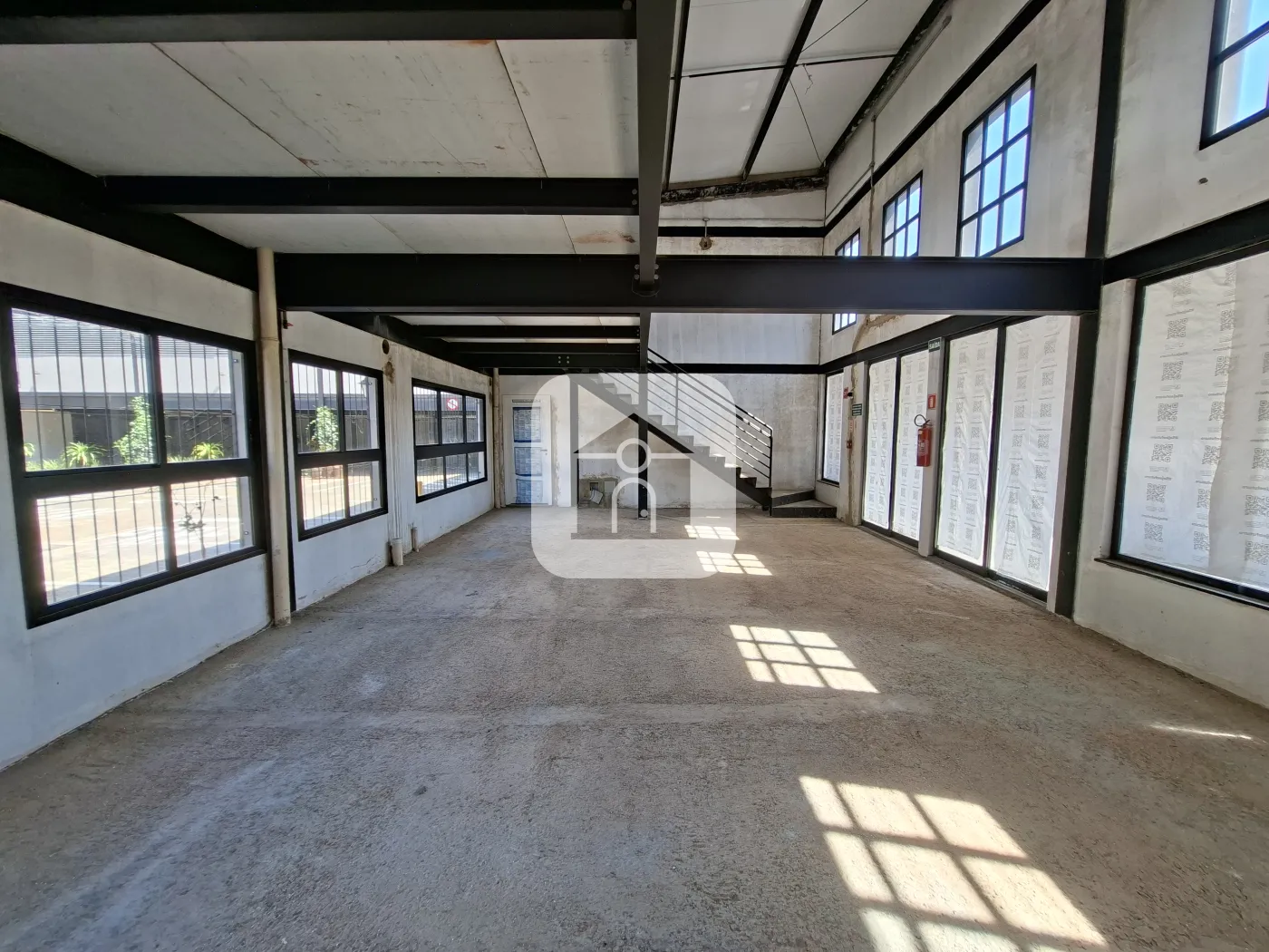 Alugar Comercial / Loja Condom&iacute;nio em Uberl&acirc;ndia R$ 3.940,00 - Foto 9