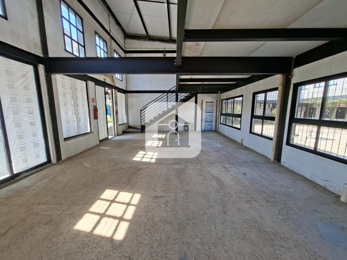 Alugar Comercial / Loja Condom&iacute;nio em Uberl&acirc;ndia R$ 3.940,00 - Foto 10