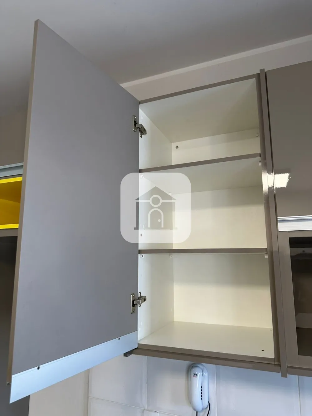 Comprar Apartamento / Padr&atilde;o em Uberl&acirc;ndia R$ 180.000,00 - Foto 4