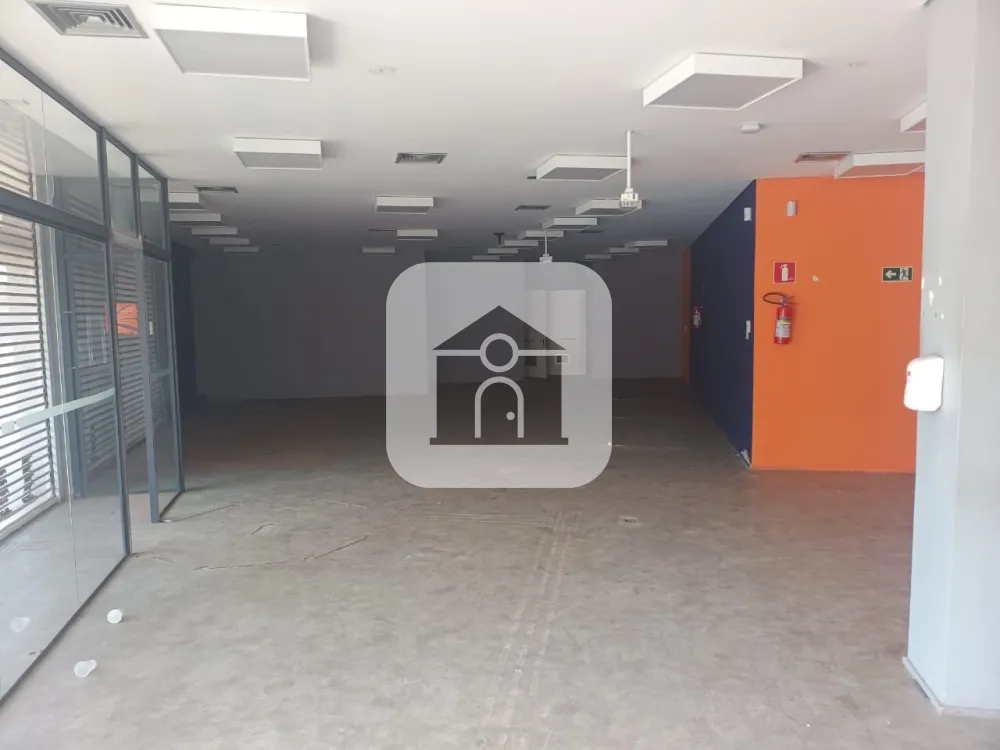 Alugar Comercial / Loja em Uberl&acirc;ndia R$ 22.000,00 - Foto 4