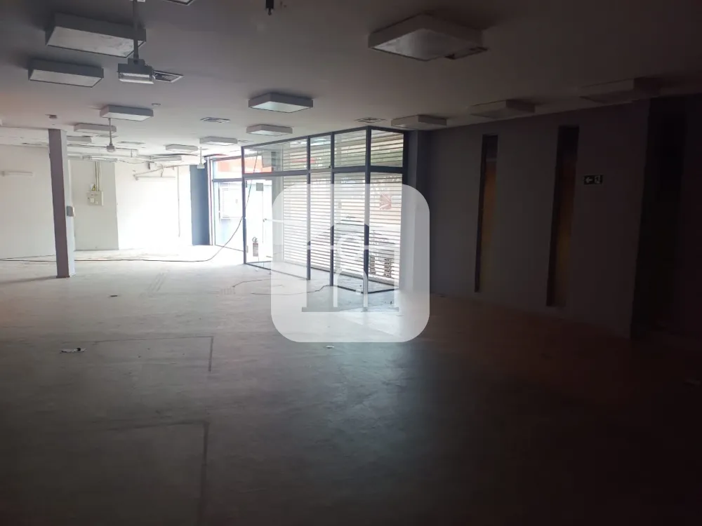 Alugar Comercial / Loja em Uberl&acirc;ndia R$ 22.000,00 - Foto 8