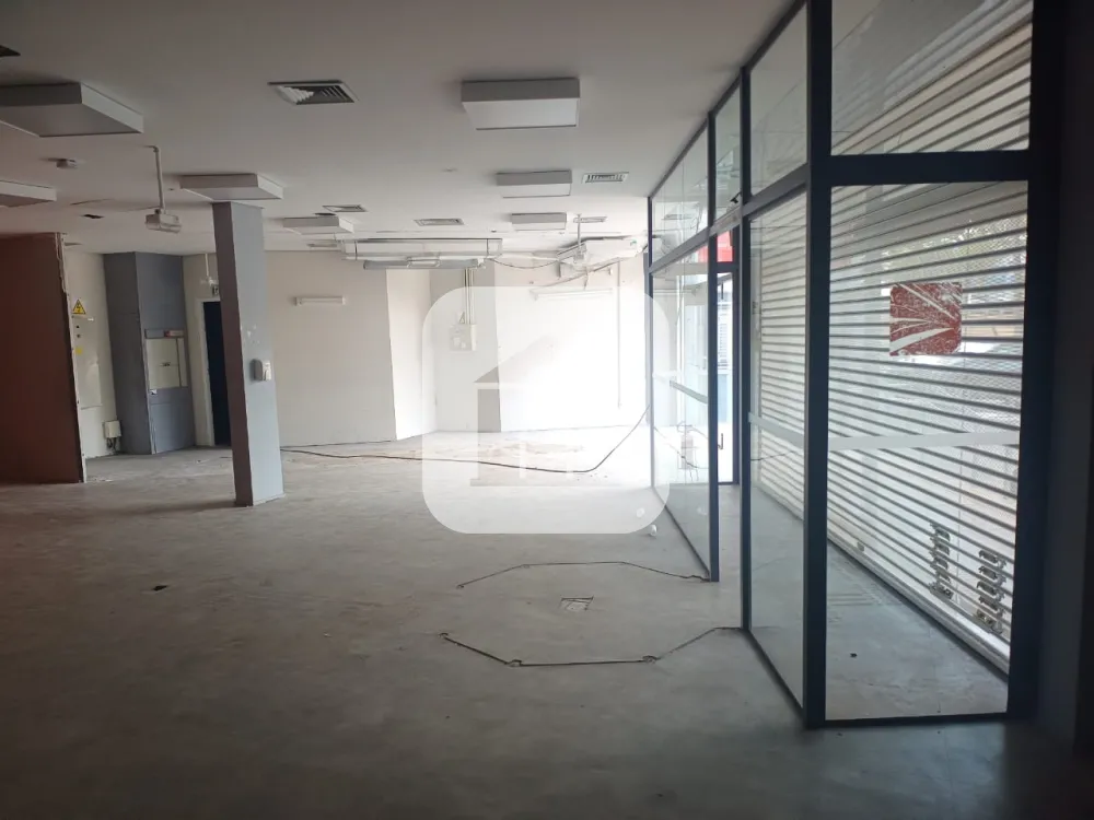 Alugar Comercial / Loja em Uberl&acirc;ndia R$ 22.000,00 - Foto 9