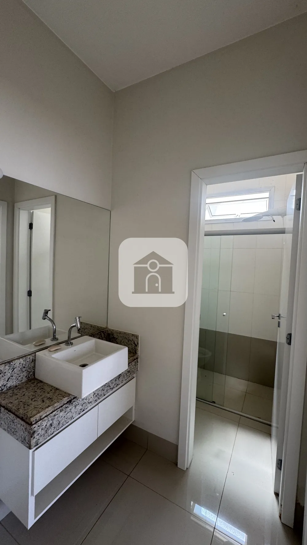 Alugar Casa / Condom&iacute;nio ou Loteamento Fechado em Uberl&acirc;ndia R$ 5.000,00 - Foto 4