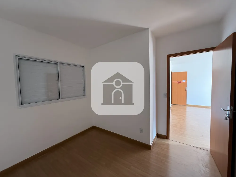 Alugar Apartamento / Padr&atilde;o em Uberl&acirc;ndia R$ 1.100,00 - Foto 8