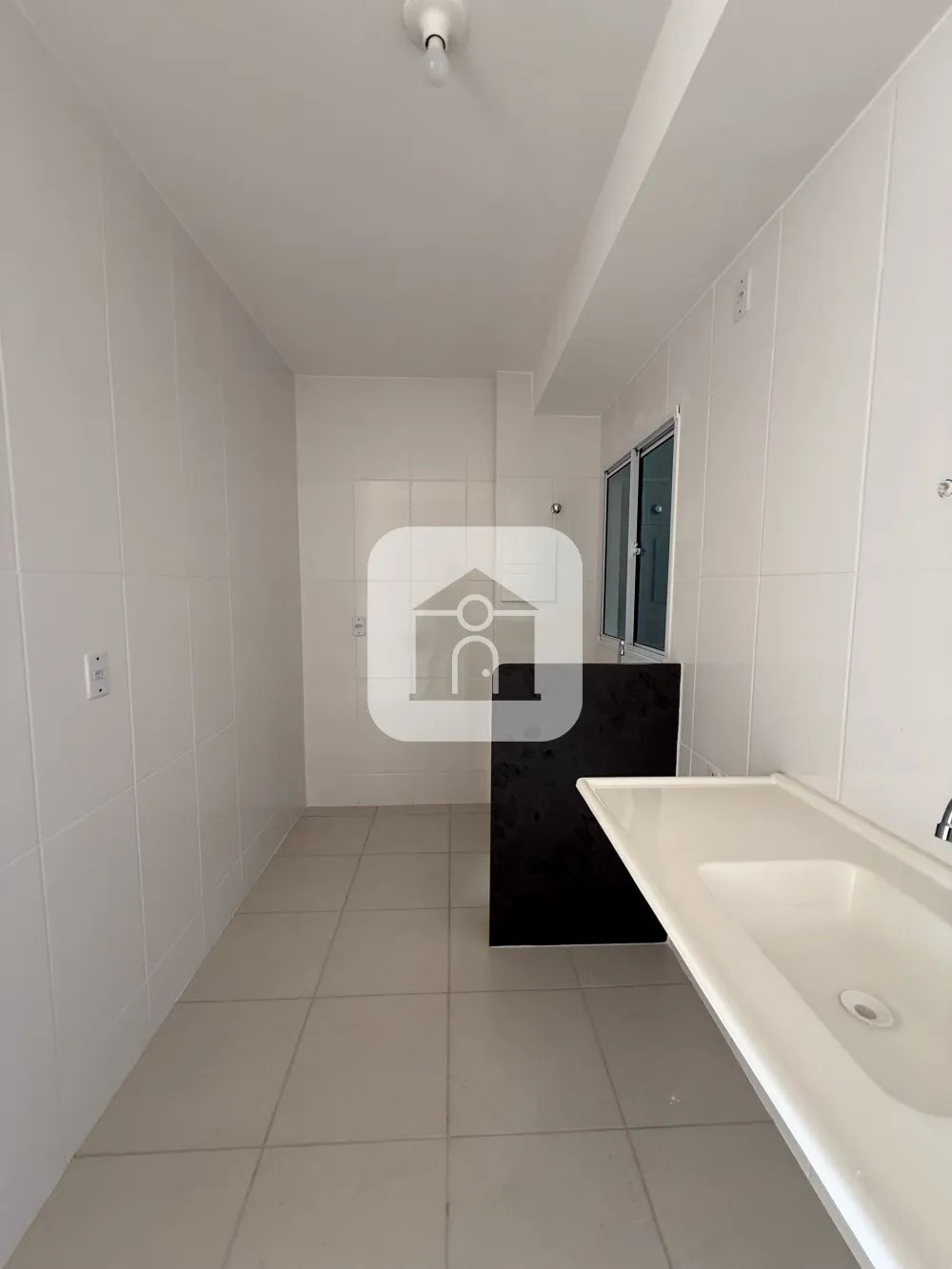 Alugar Apartamento / Padr&atilde;o em Uberl&acirc;ndia R$ 1.100,00 - Foto 4