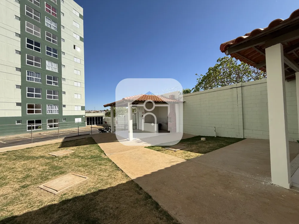Alugar Apartamento / Padr&atilde;o em Uberl&acirc;ndia R$ 1.100,00 - Foto 14
