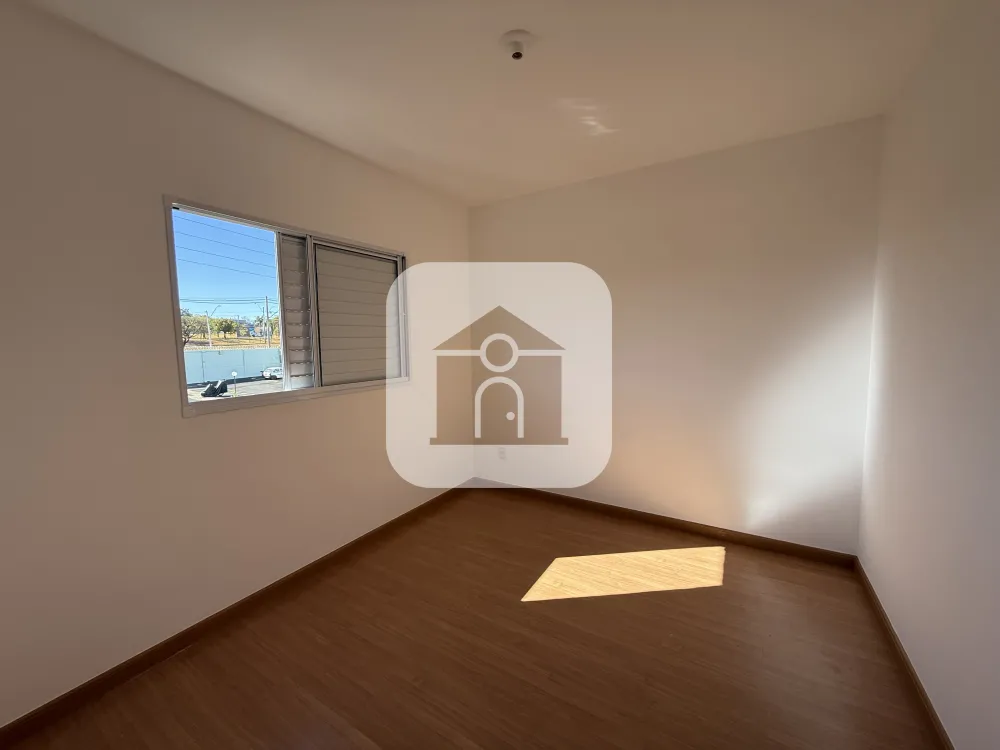 Alugar Apartamento / Padr&atilde;o em Uberl&acirc;ndia R$ 1.100,00 - Foto 11