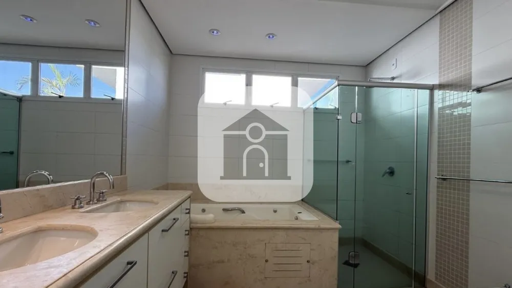 Alugar Casa / Condom&iacute;nio ou Loteamento Fechado em Uberl&acirc;ndia R$ 12.000,00 - Foto 13