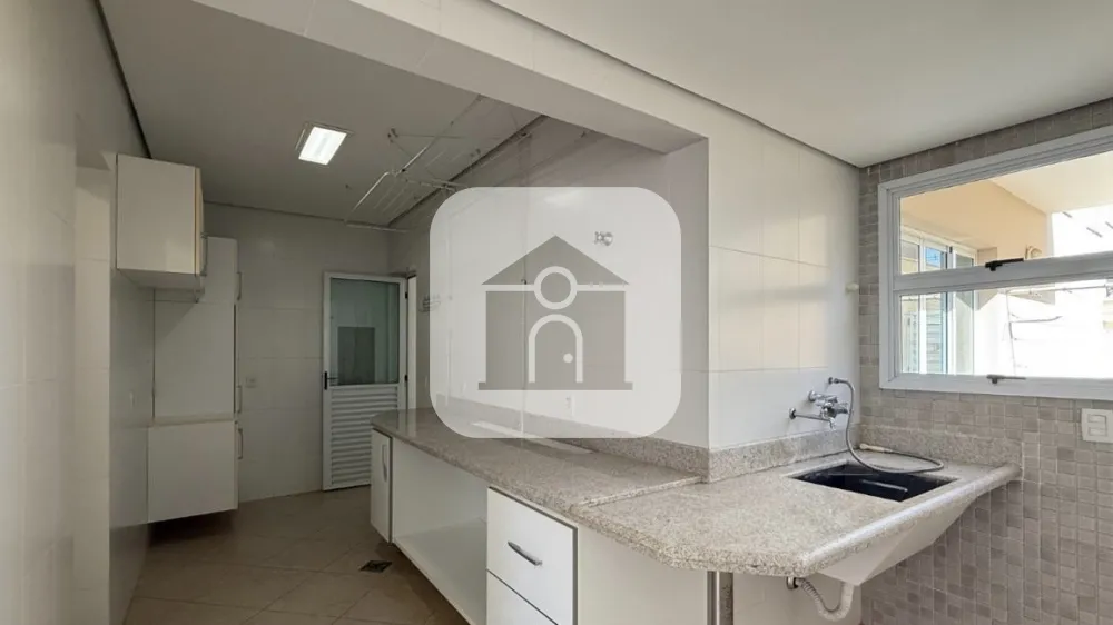 Alugar Casa / Condom&iacute;nio ou Loteamento Fechado em Uberl&acirc;ndia R$ 12.000,00 - Foto 17