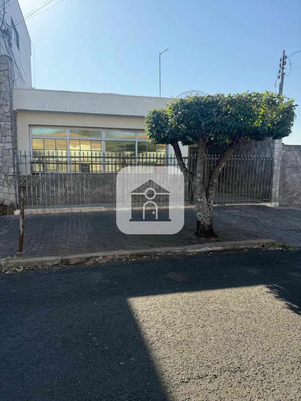 Comprar Comercial / Galp&atilde;o em Araguari R$ 1.800.000,00 - Foto 3