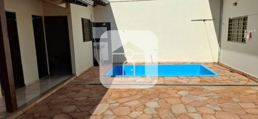 Alugar Casa / Padr&atilde;o em Uberl&acirc;ndia R$ 5.000,00 - Foto 29