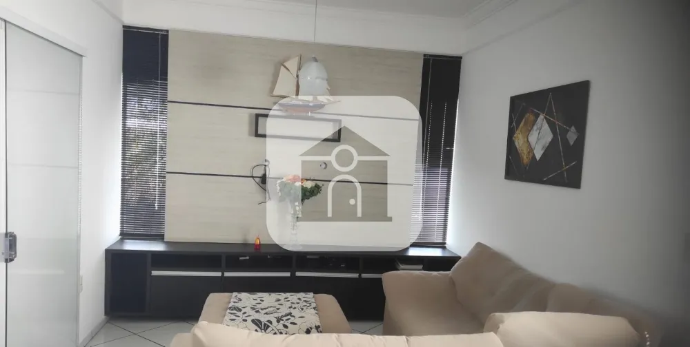 Alugar Casa / Padr&atilde;o em Uberl&acirc;ndia R$ 4.200,00 - Foto 4