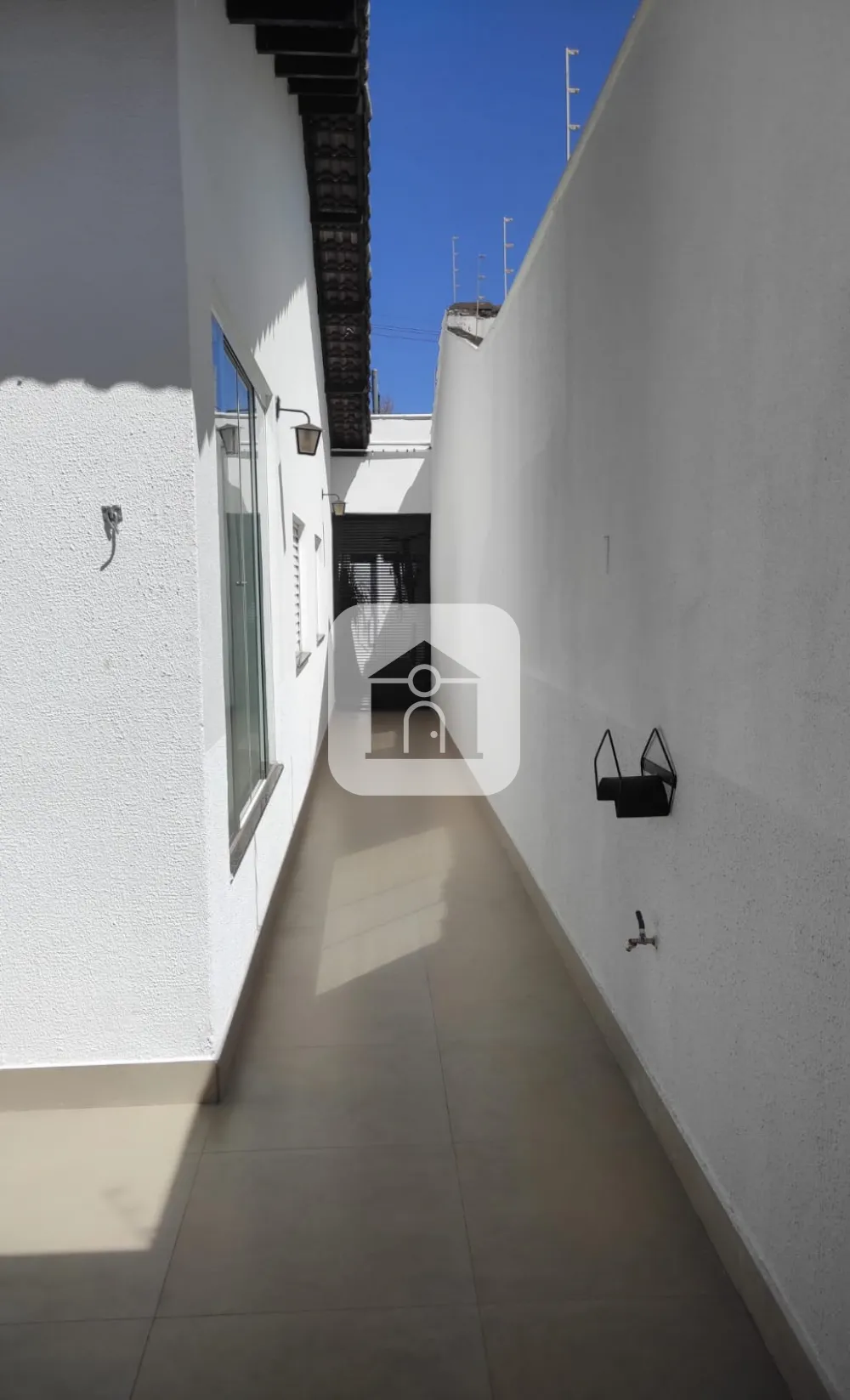 Alugar Casa / Padr&atilde;o em Uberl&acirc;ndia R$ 4.200,00 - Foto 21