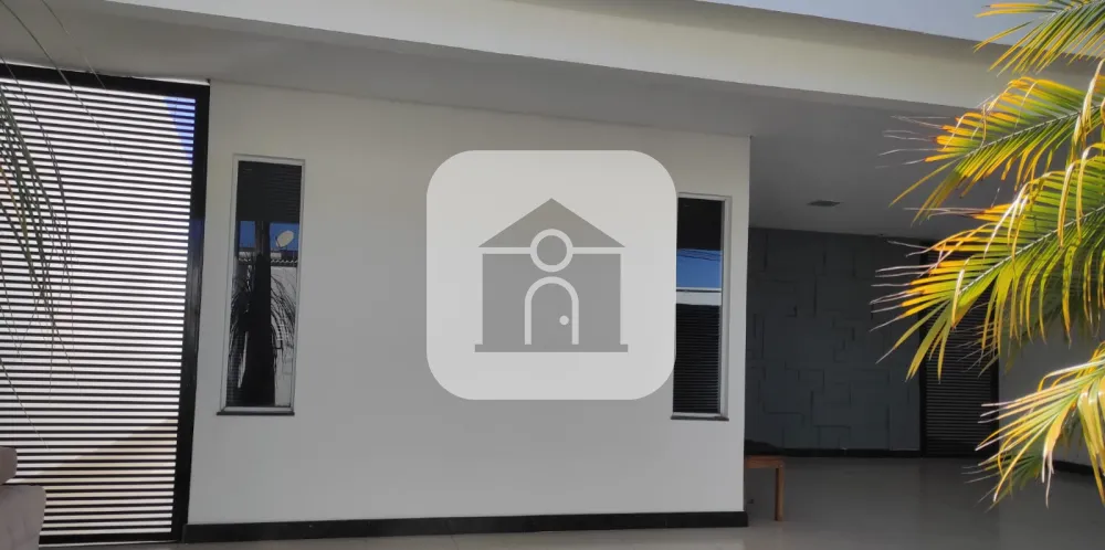 Alugar Casa / Padr&atilde;o em Uberl&acirc;ndia R$ 4.200,00 - Foto 2