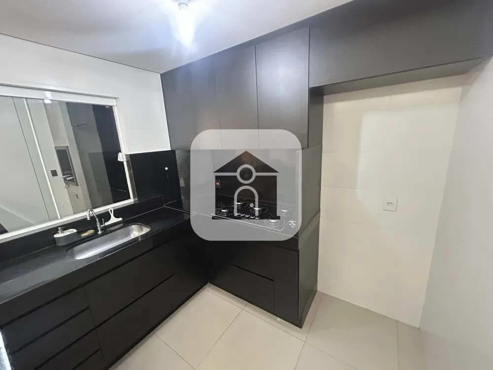 Alugar Casa / Sobrado em Uberl&acirc;ndia R$ 2.800,00 - Foto 1