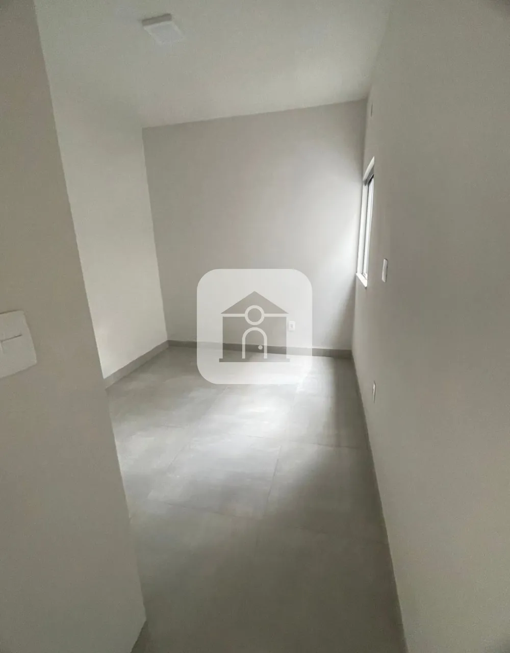 Comprar Casa / Geminada em Uberl&acirc;ndia R$ 339.000,00 - Foto 4