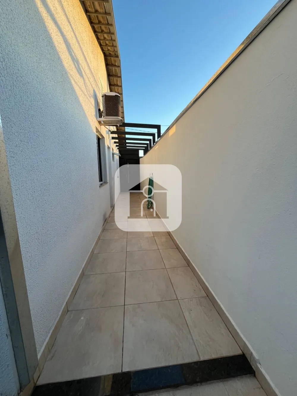 Comprar Casa / Condom&iacute;nio ou Loteamento Fechado em Uberl&acirc;ndia R$ 400.000,00 - Foto 17